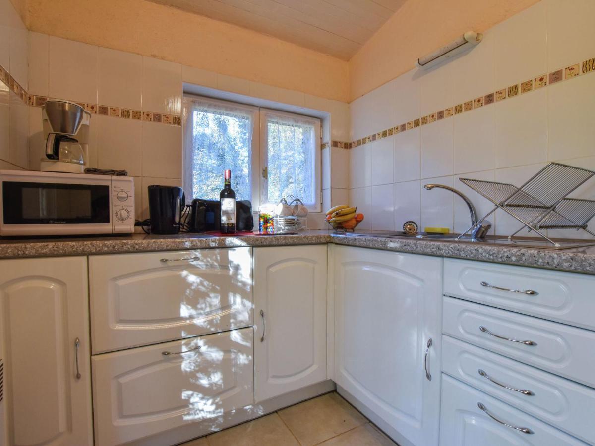 Cosy Holiday Home In Lantheuil With Garden Villefranche-du-Perigord Bagian luar foto