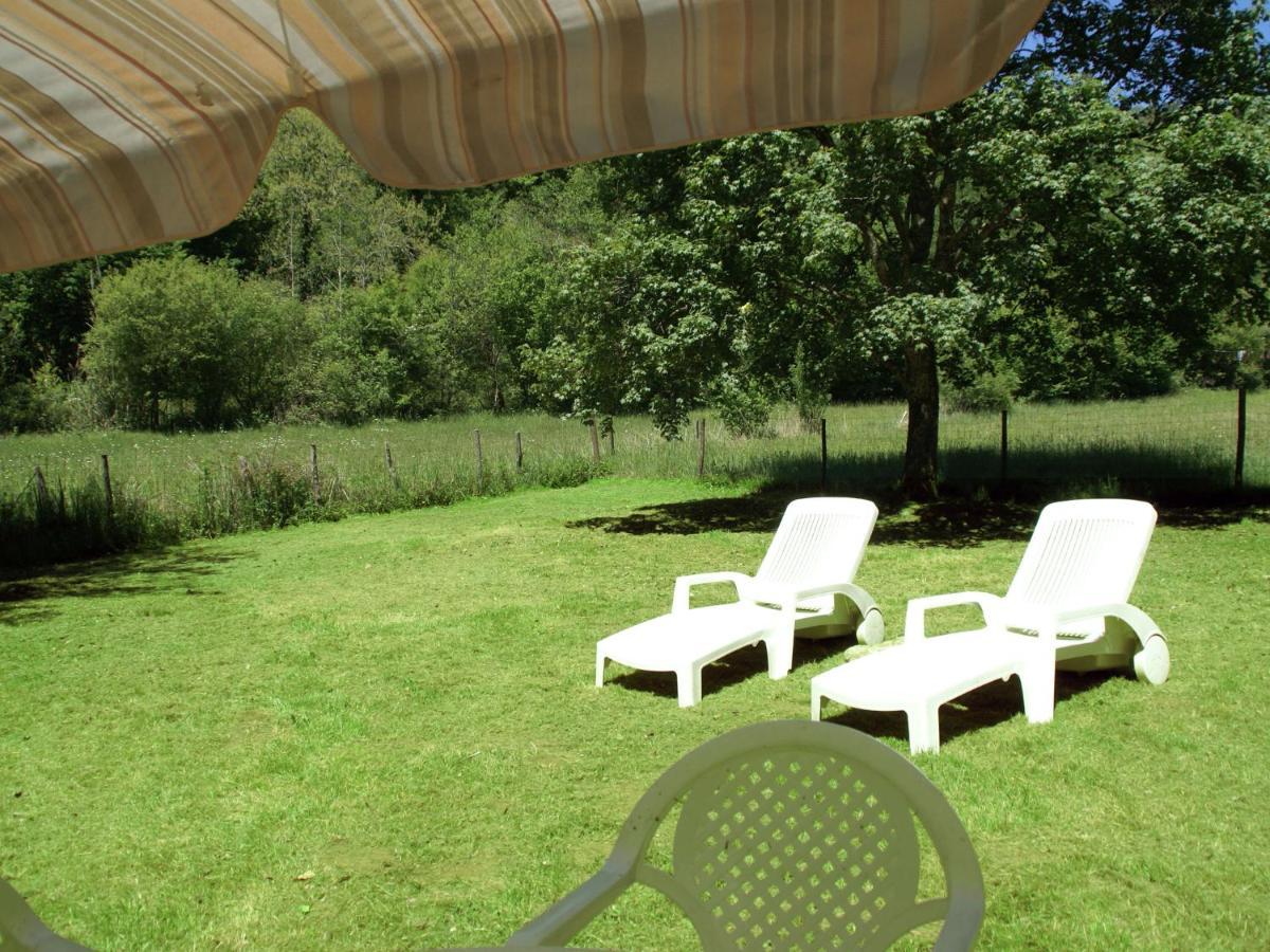 Cosy Holiday Home In Lantheuil With Garden Villefranche-du-Perigord Bagian luar foto