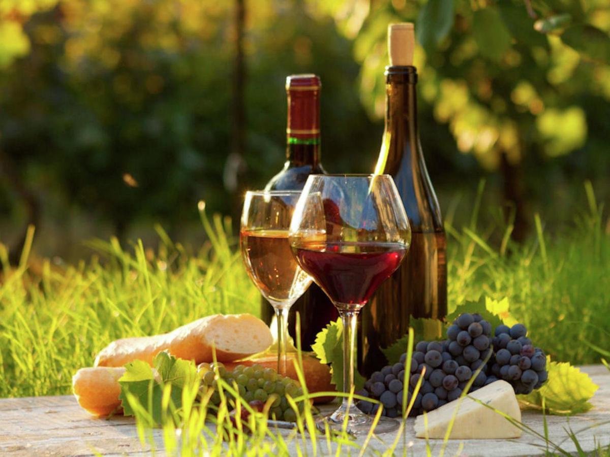 Cosy Holiday Home In Lantheuil With Garden Villefranche-du-Perigord Bagian luar foto