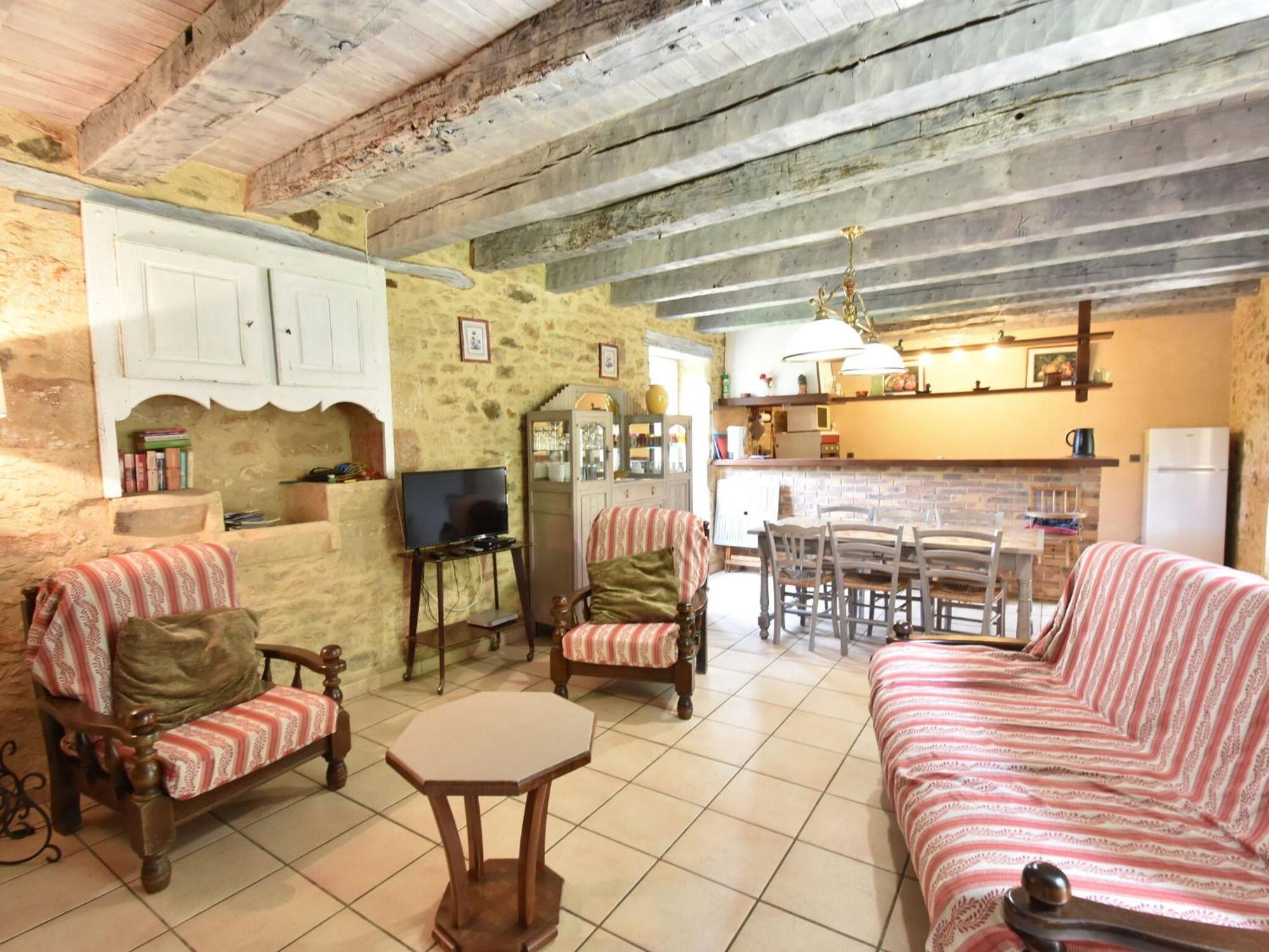 Cosy Holiday Home In Lantheuil With Garden Villefranche-du-Perigord Bagian luar foto