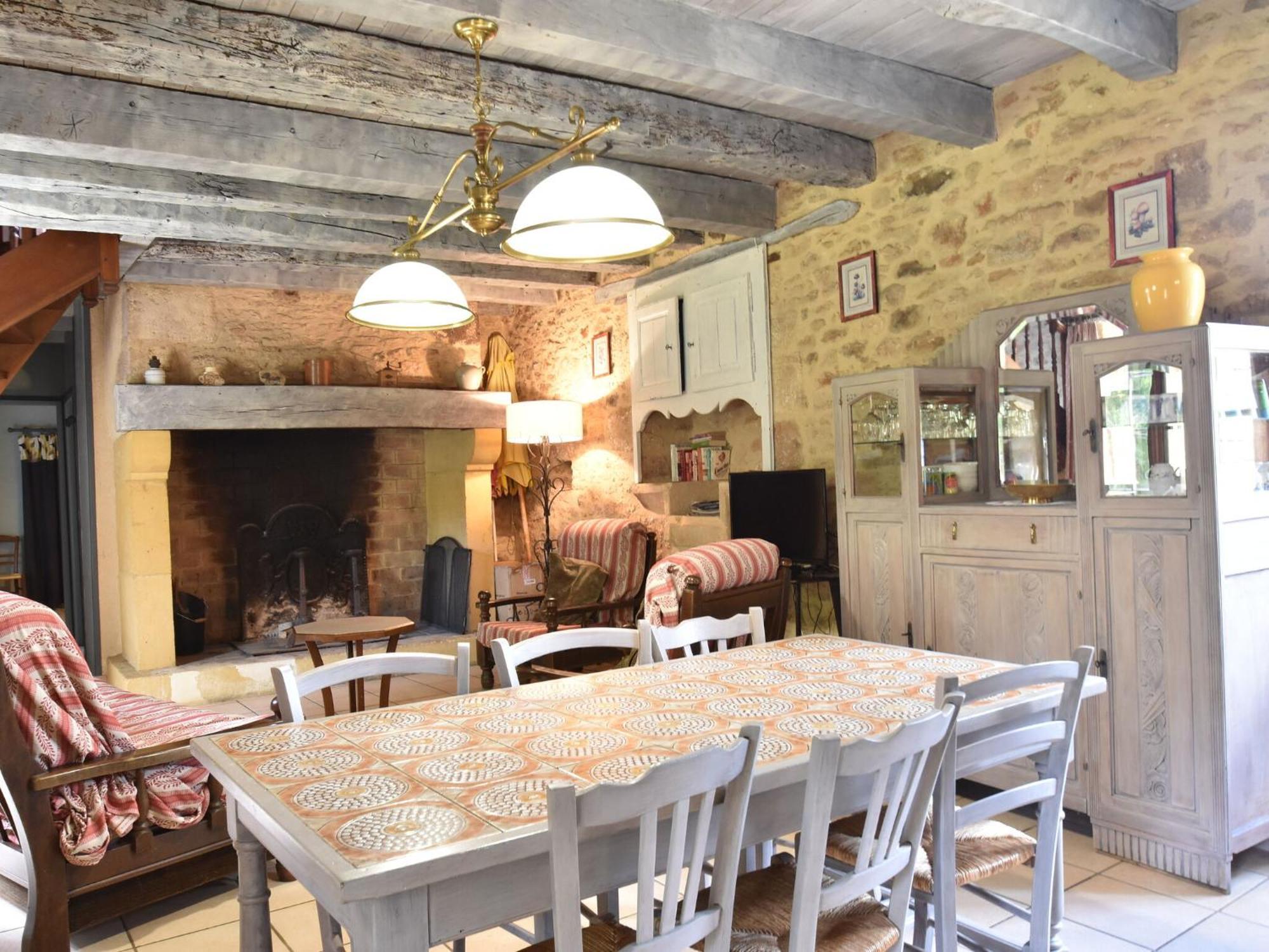 Cosy Holiday Home In Lantheuil With Garden Villefranche-du-Perigord Bagian luar foto