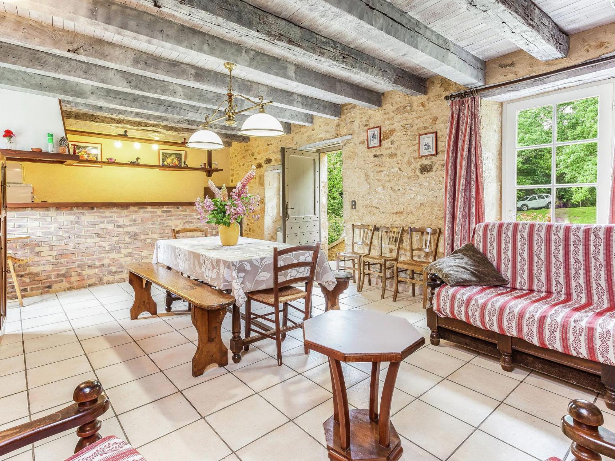 Cosy Holiday Home In Lantheuil With Garden Villefranche-du-Perigord Bagian luar foto